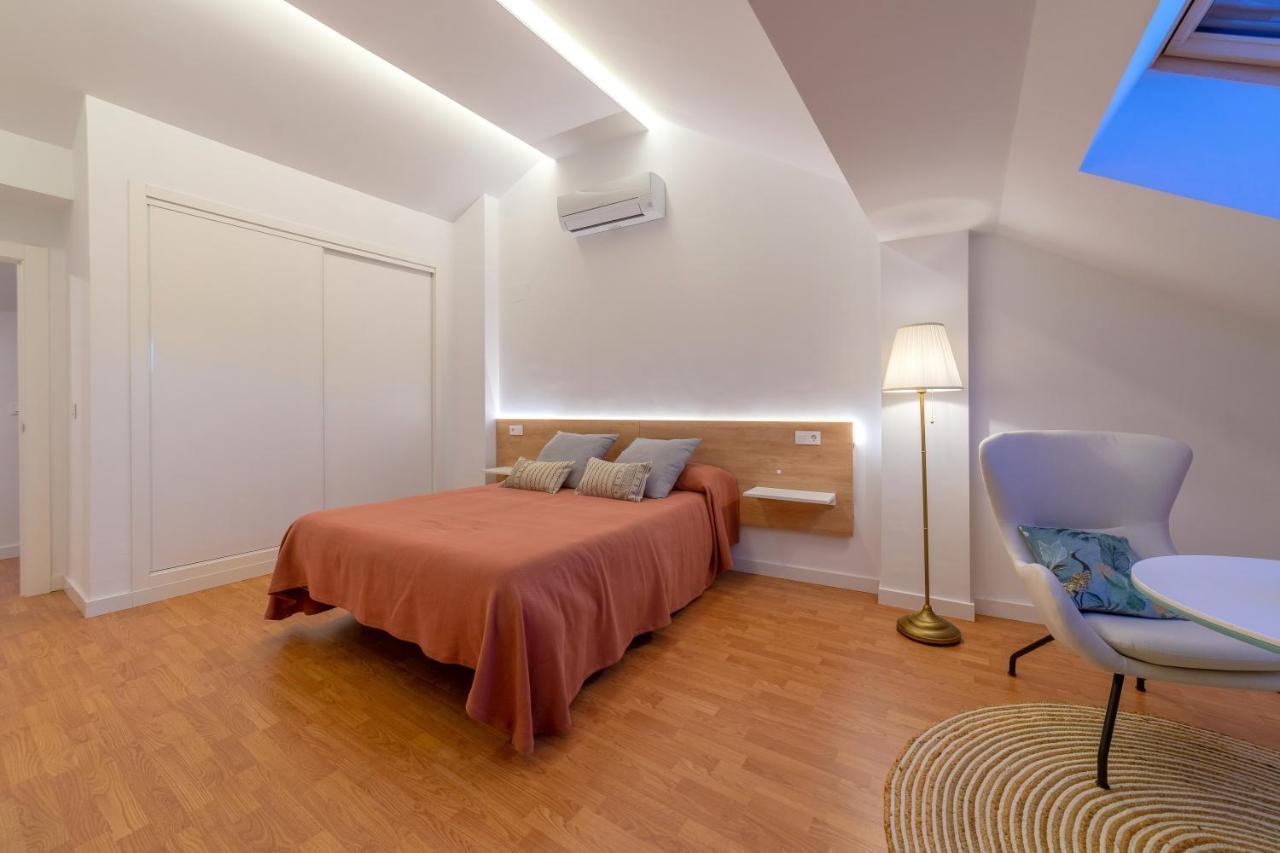 Apartamentos Turisticos Torres De Santiago Úbeda Kültér fotó